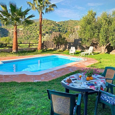 Vila Vivelorural Casa Y Piscina En Zahara De La Sierra Exteriér fotografie