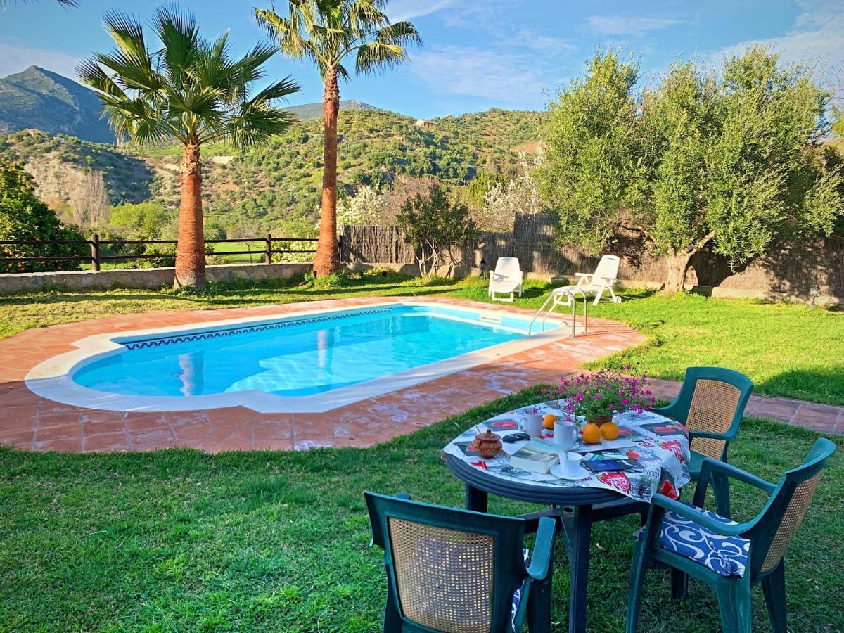 Vila Vivelorural Casa Y Piscina En Zahara De La Sierra Exteriér fotografie